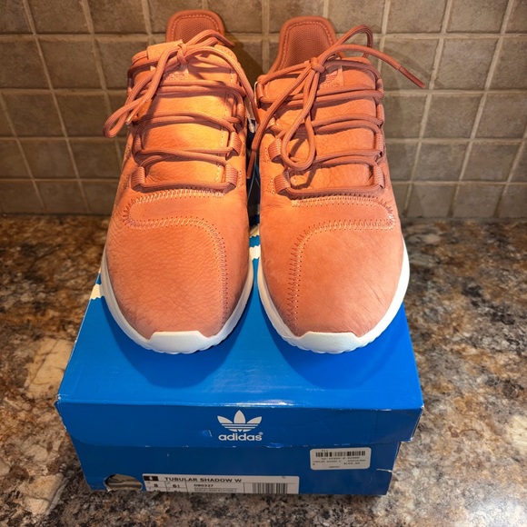 Adidas Tubular Shadow Sneakers in Coral Pink Size 8 Women’s - Picture 2 of 4